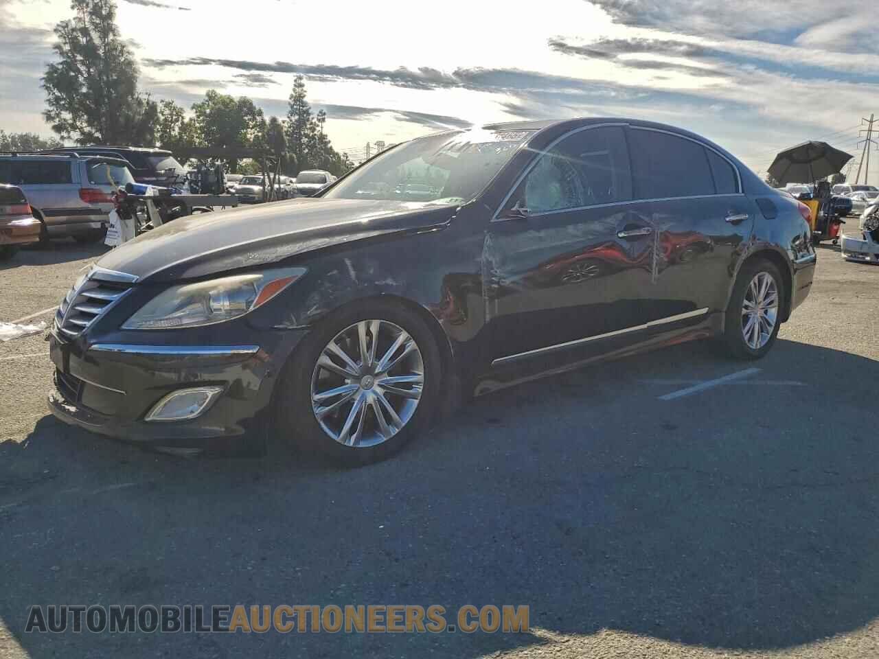 KMHGC4DF9CU193883 HYUNDAI GENESIS 2012