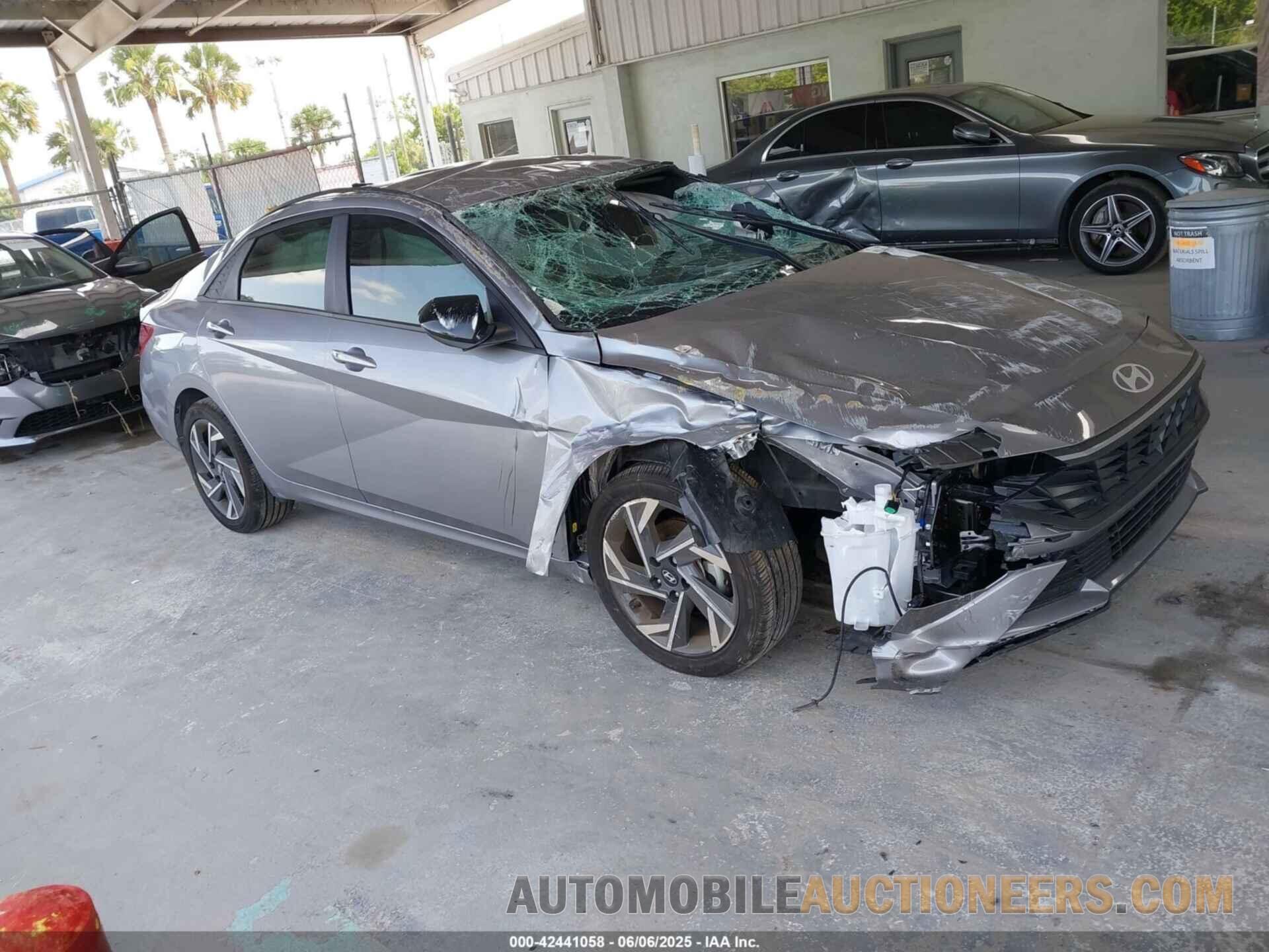 KMHLM4DG3SU866654 HYUNDAI ELANTRA 2025