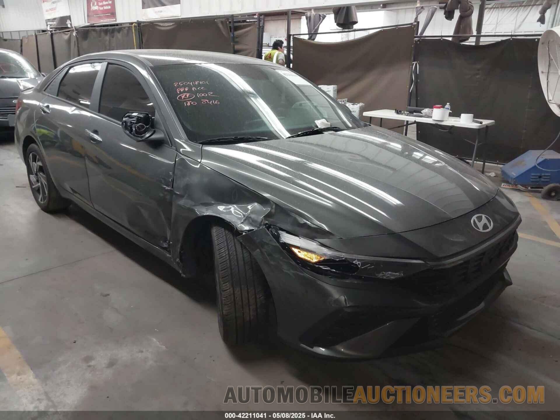 KMHLM4DG8SU868416 HYUNDAI ELANTRA 2025
