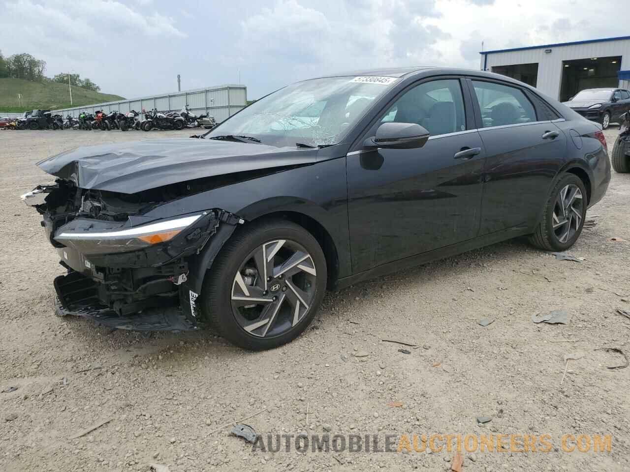 KMHLP4DG0SU867882 HYUNDAI ELANTRA 2025