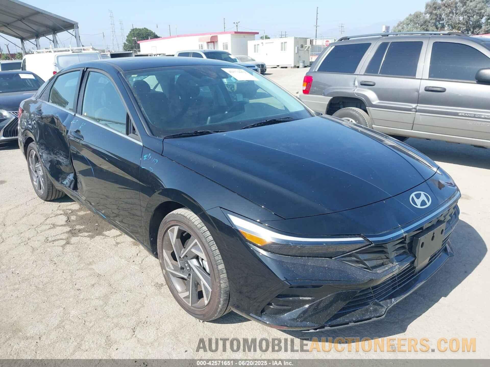 KMHLP4DG8SU957474 HYUNDAI ELANTRA 2025