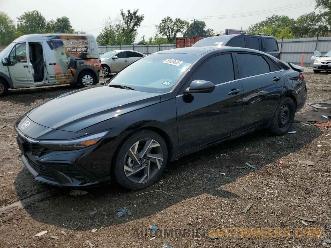 KMHLS4DG0SU900779 HYUNDAI ELANTRA 2025