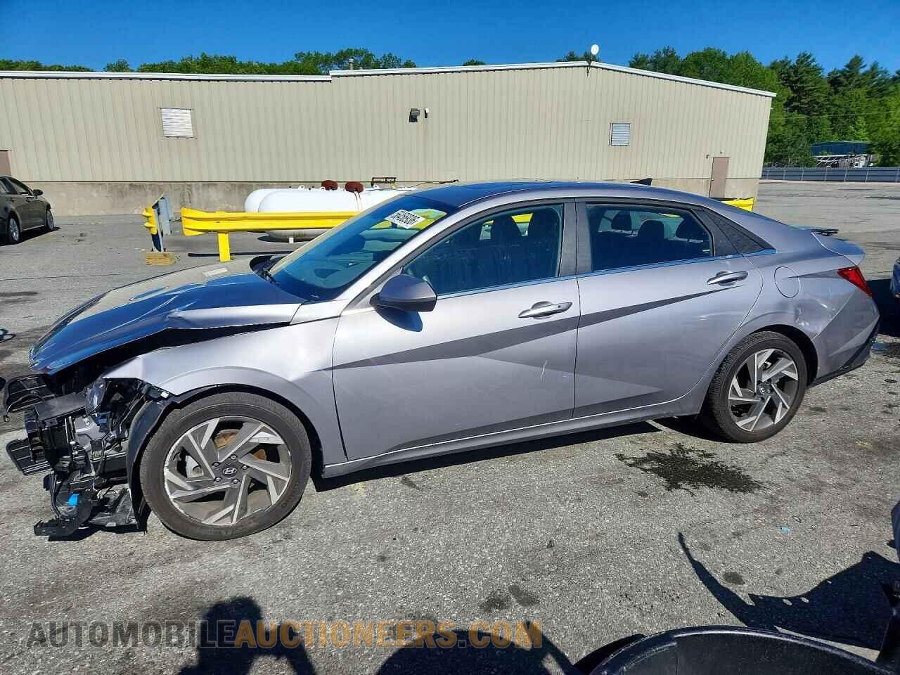 KMHLS4DG6SU856478 HYUNDAI ELANTRA 2025