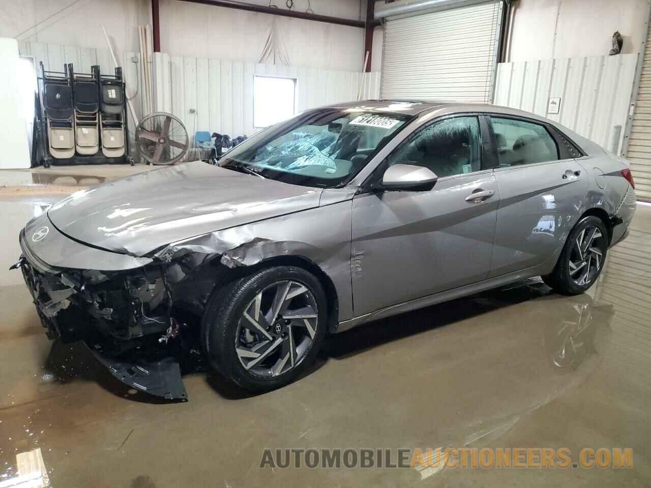KMHLS4DG9SU933618 HYUNDAI ELANTRA 2025