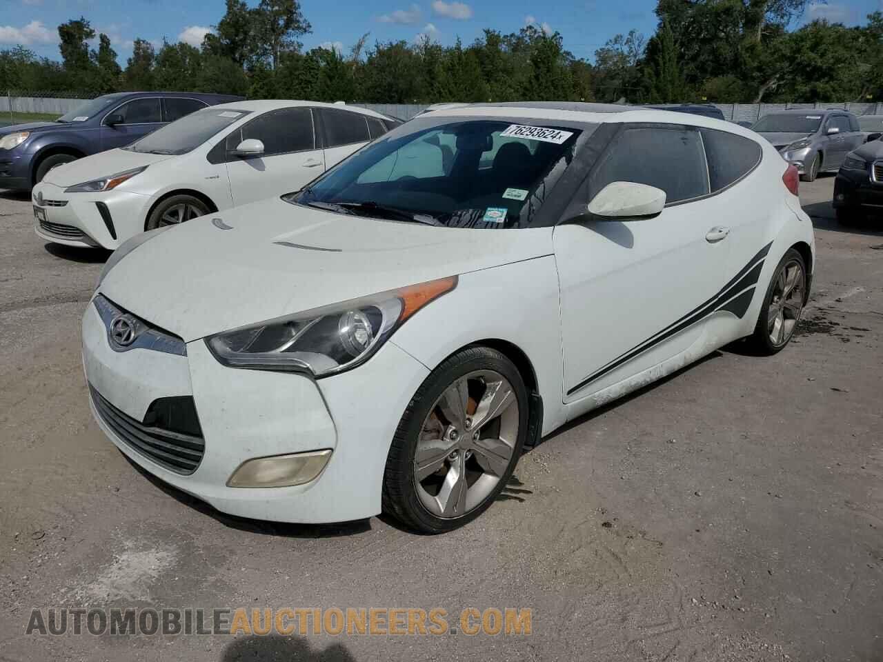 KMHTC6AD1FU242379 HYUNDAI VELOSTER 2015