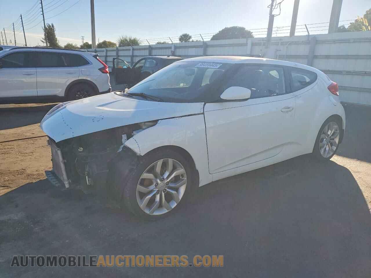 KMHTC6AD2CU075168 HYUNDAI VELOSTER 2012