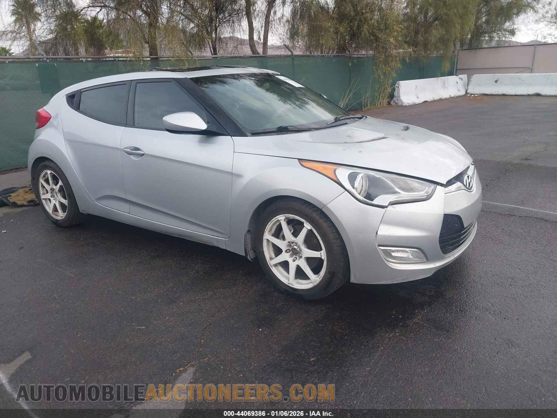 KMHTC6AD2CU079432 HYUNDAI VELOSTER 2012