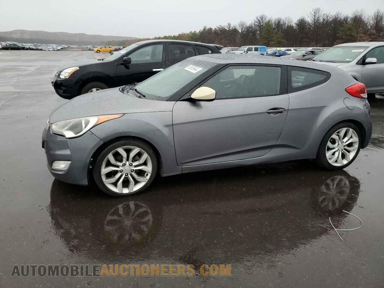 KMHTC6AD3CU044253 HYUNDAI VELOSTER 2012