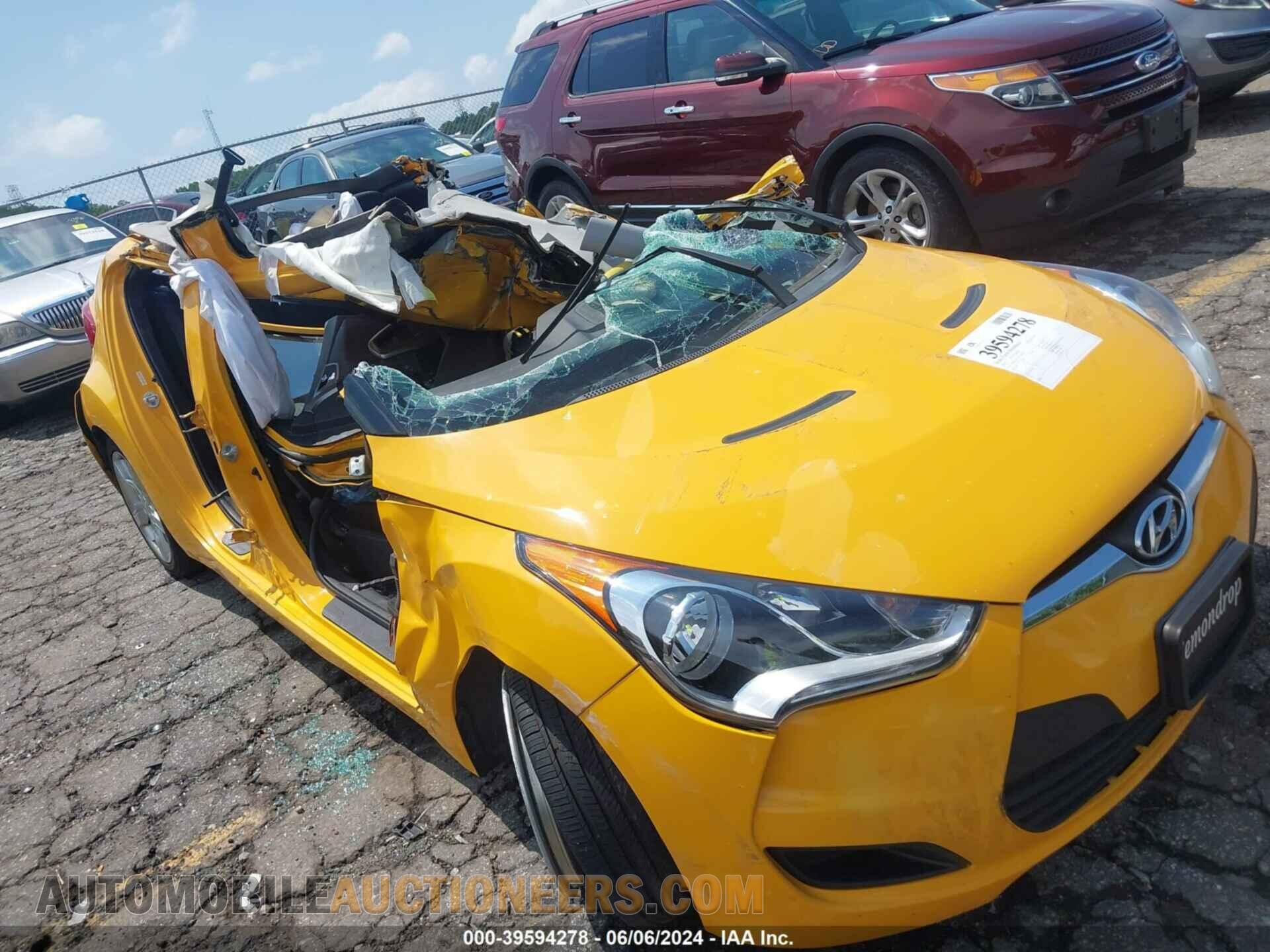 KMHTC6AD3CU065085 HYUNDAI VELOSTER 2012