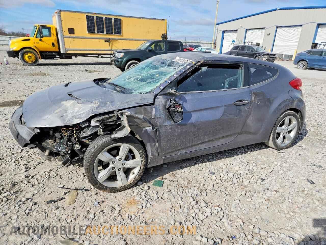 KMHTC6AD6CU025017 HYUNDAI VELOSTER 2012