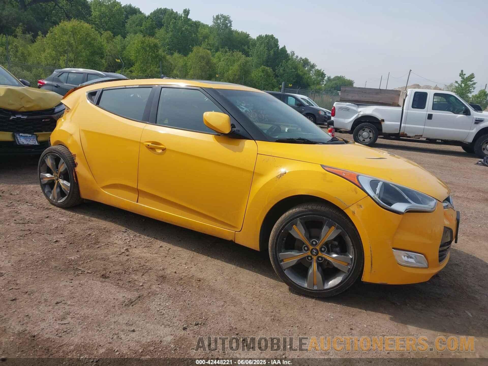 KMHTC6AD7DU161769 HYUNDAI VELOSTER 2013