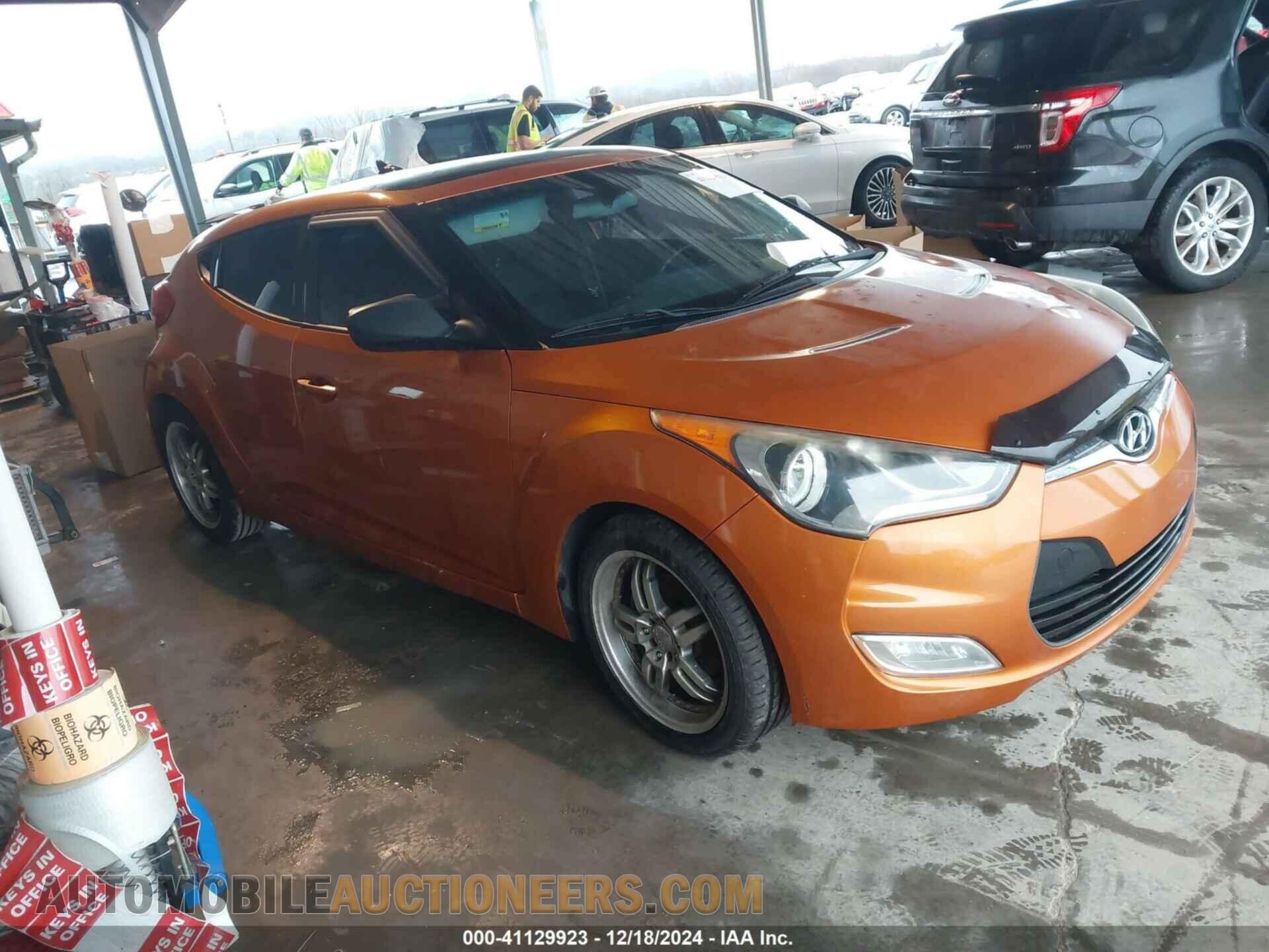 KMHTC6AD9CU022421 HYUNDAI VELOSTER 2012