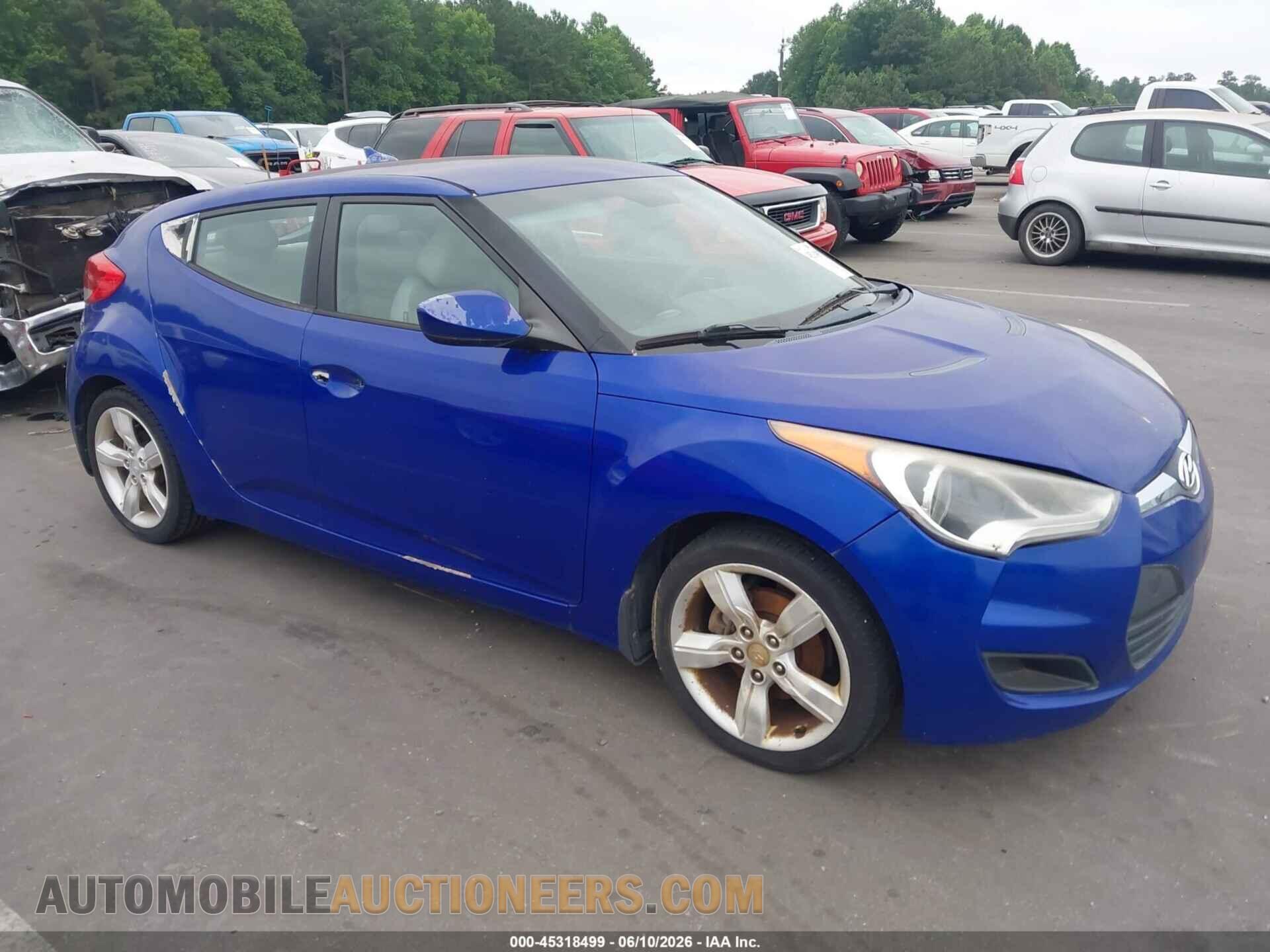 KMHTC6AD9CU027277 HYUNDAI VELOSTER 2012