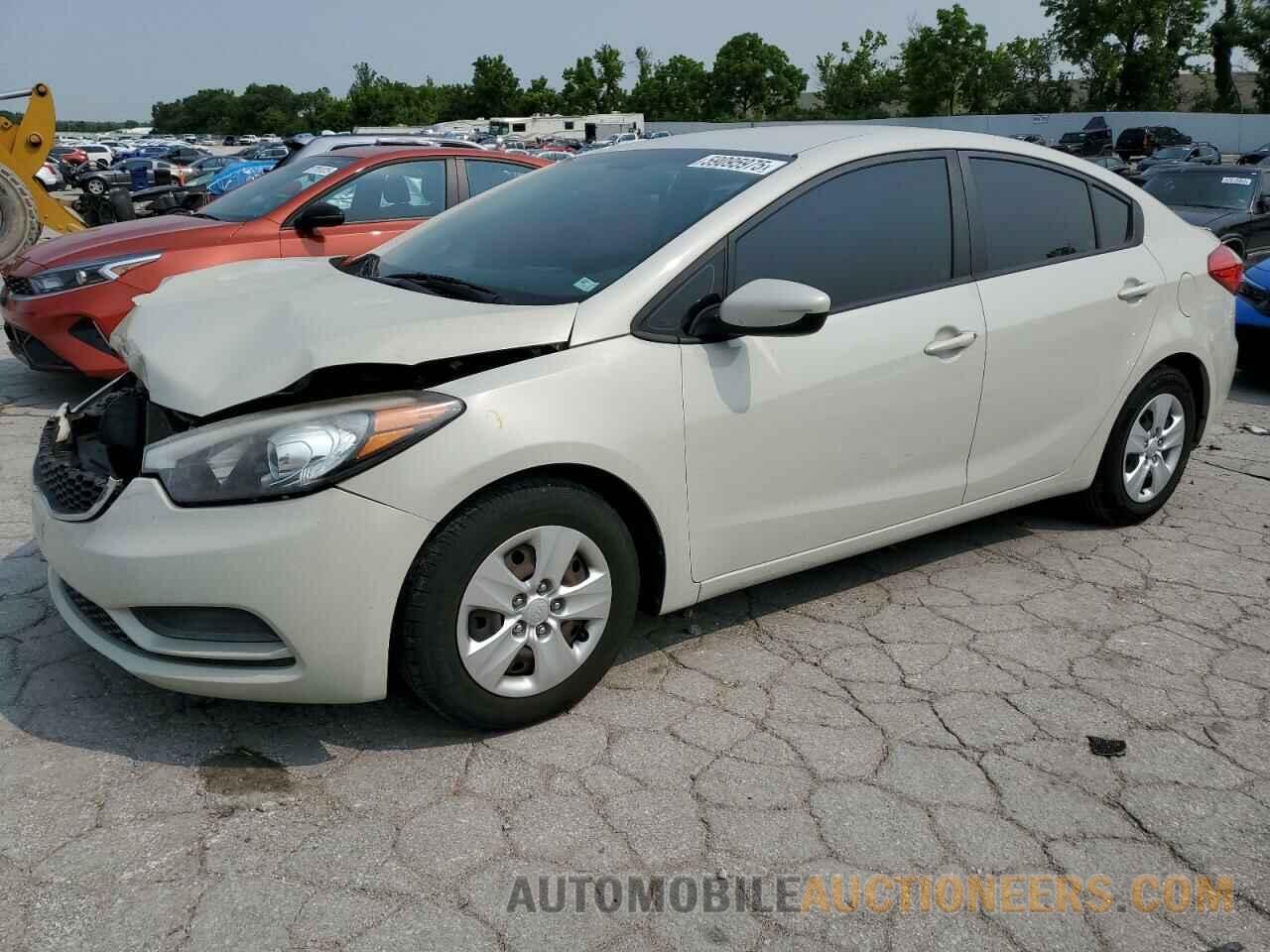 KNAFK4A6XF5419786 KIA FORTE 2015