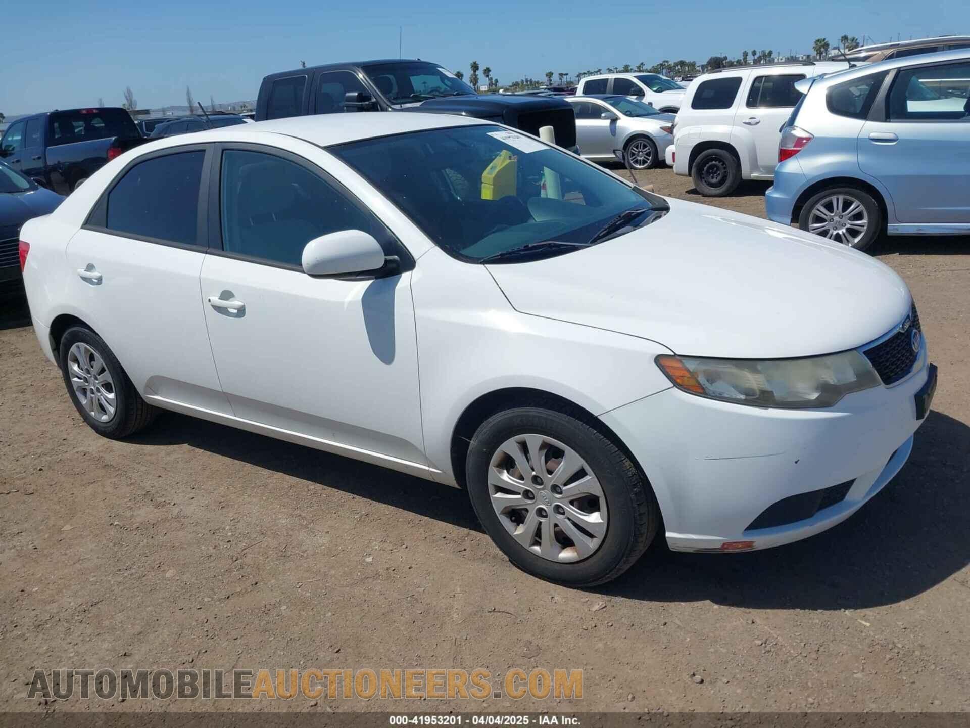 KNAFT4A29B5417841 KIA FORTE 2011