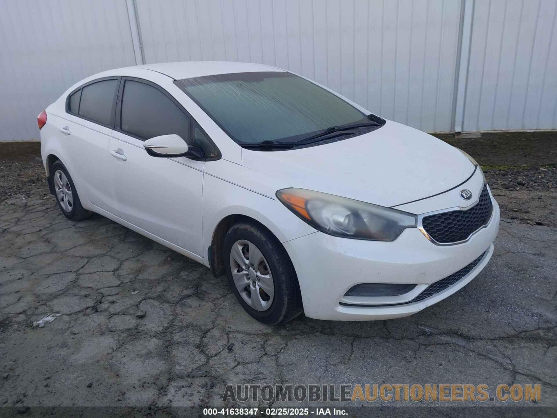 KNAFX4A6XF5308575 KIA FORTE 2015