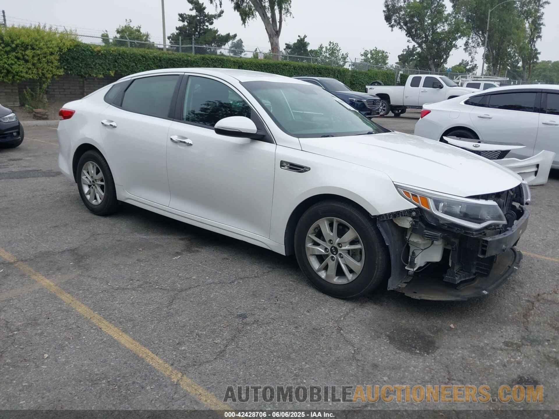KNAGT4L37G5105387 KIA OPTIMA 2016