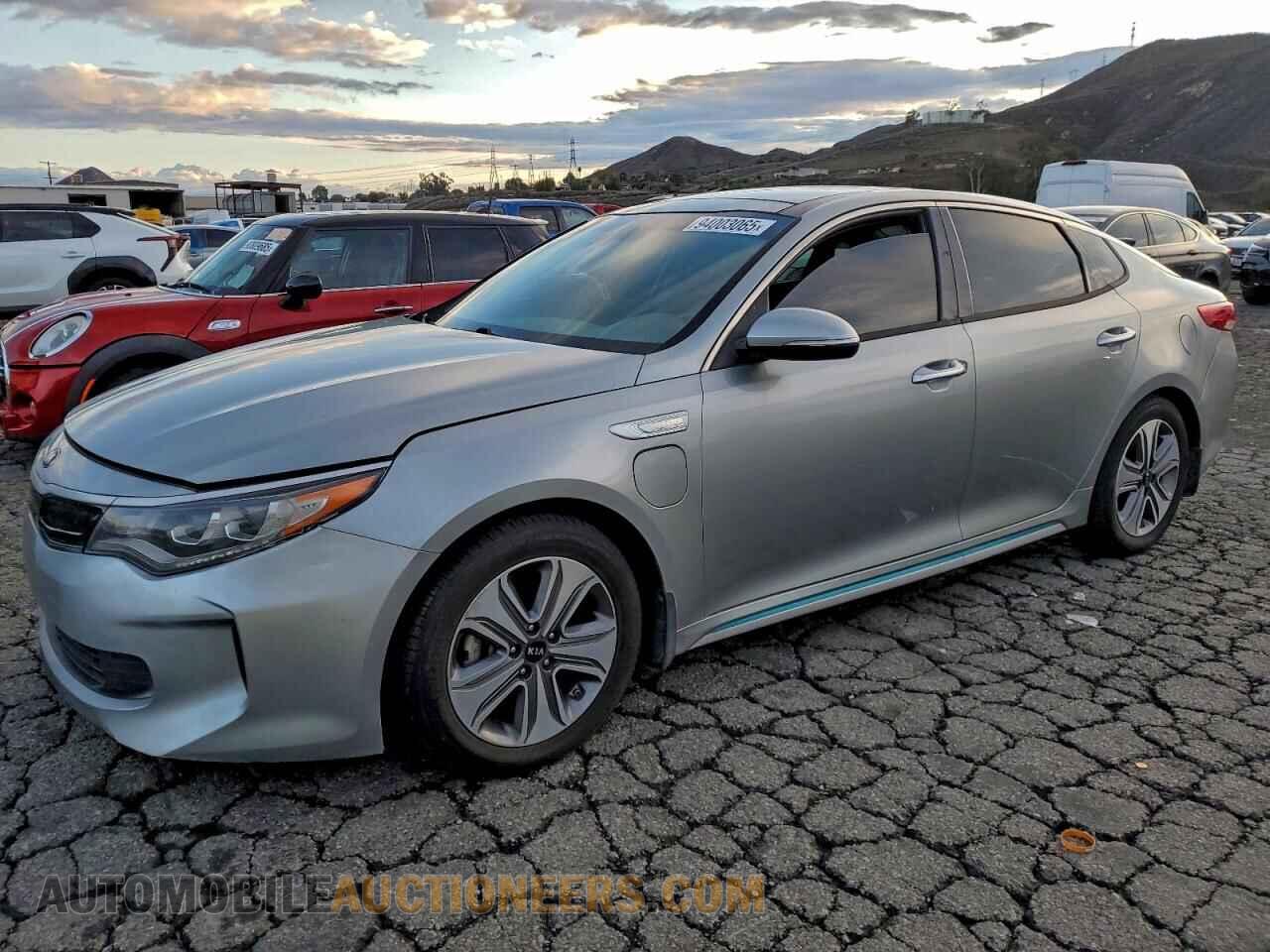 KNAGV4LD3H5009003 KIA OPTIMA 2017