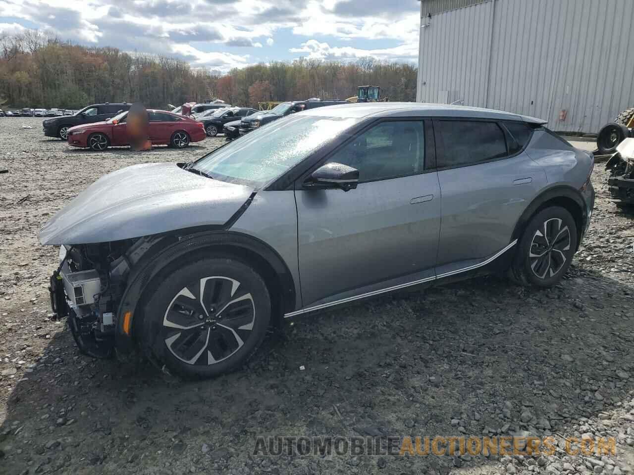KNDC3DLC7R5223038 KIA EV6 LIGHT 2024