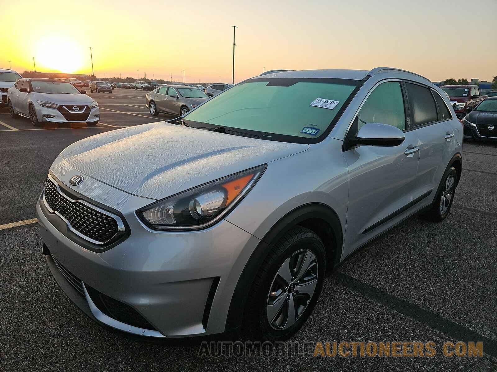 KNDCB3LC6K5244658 Kia Niro 2019