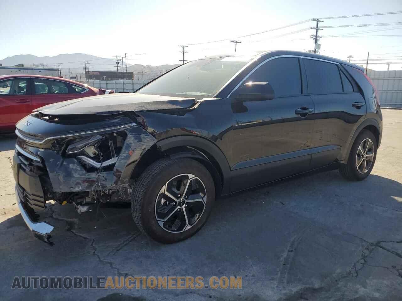 KNDCP3LE7S5264792 KIA NIRO 2025