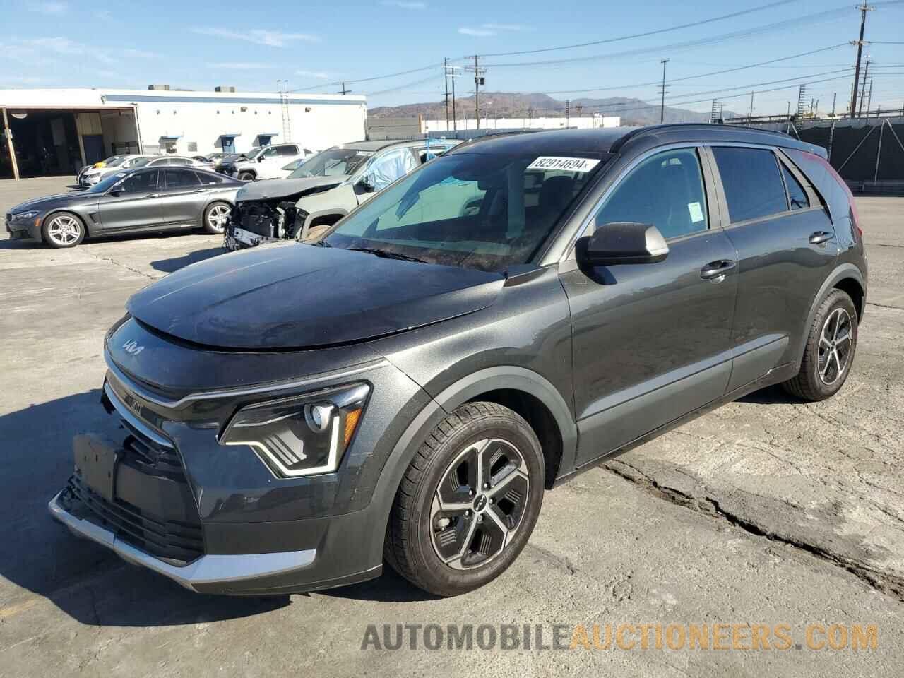 KNDCP3LE9R5121952 KIA NIRO 2024