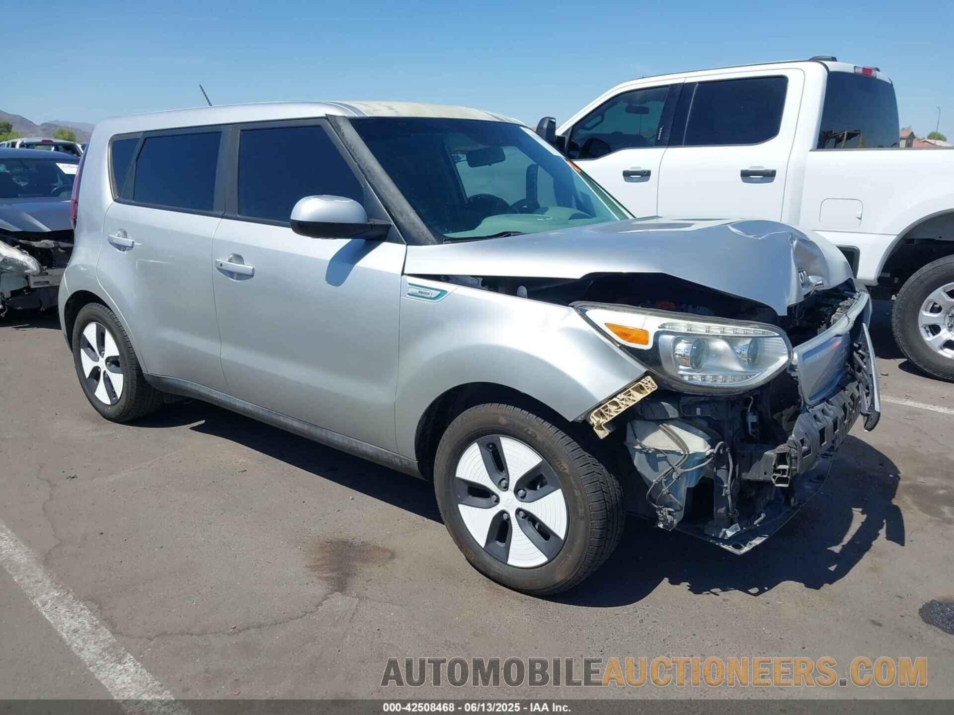 KNDJP3AE0H7021512 KIA SOUL EV 2017