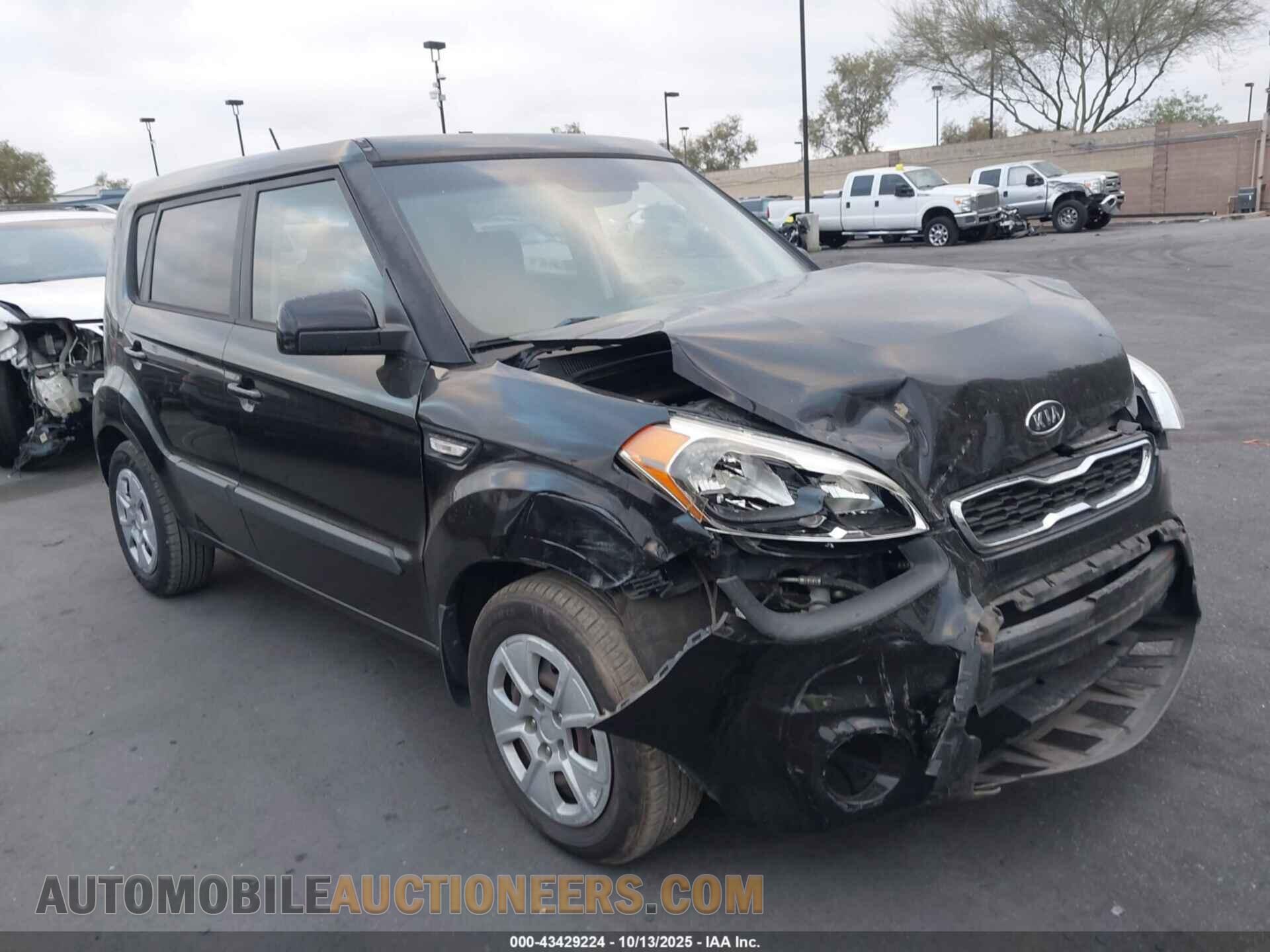 KNDJT2A51C7745823 KIA SOUL 2012
