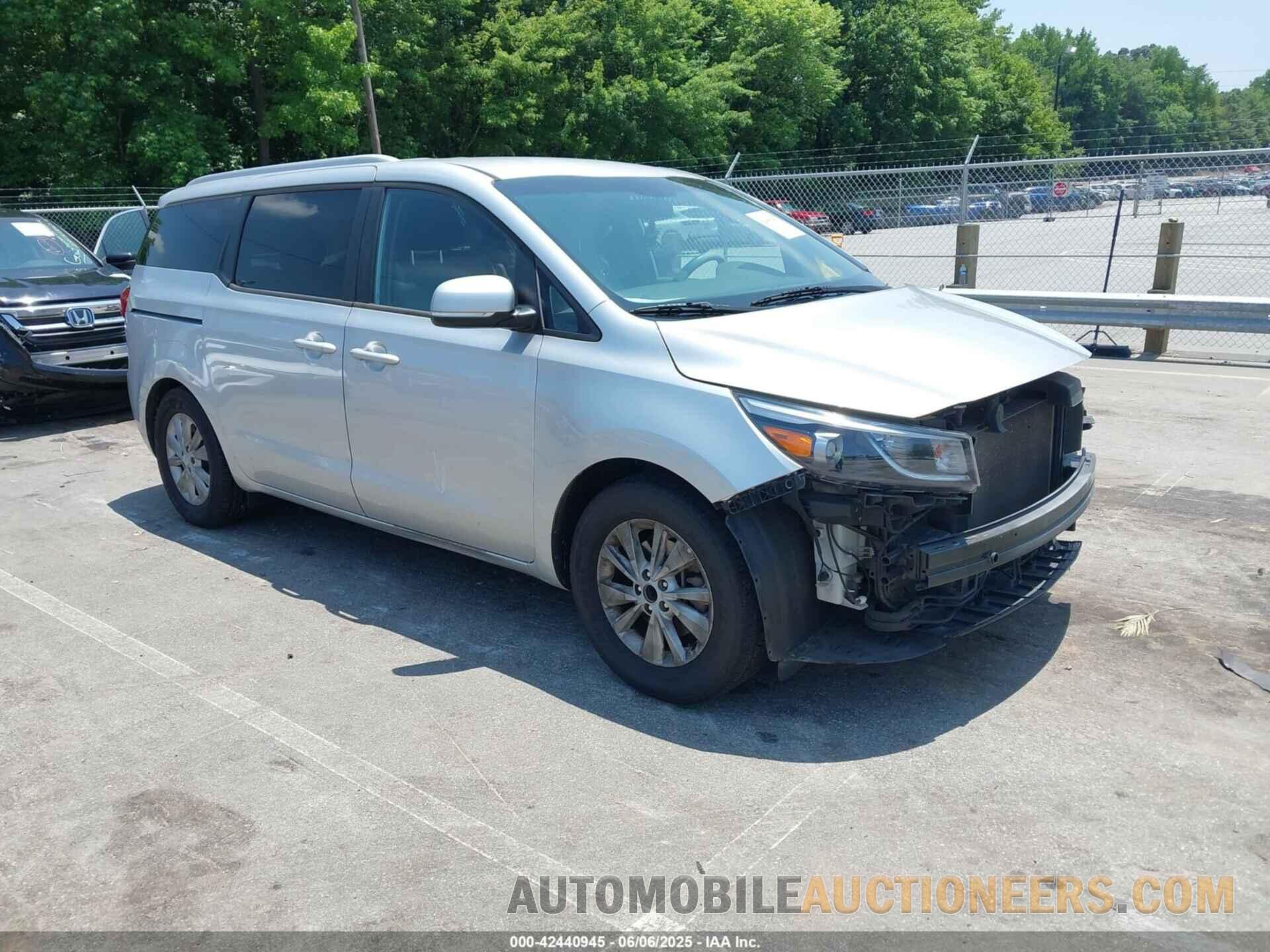 KNDMB5C10G6091923 KIA SEDONA 2016