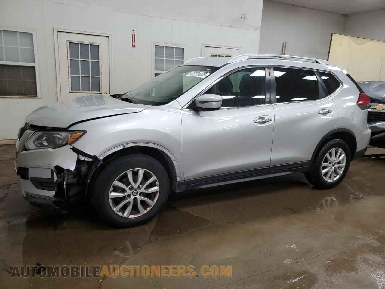 KNMAT2MT0HP538471 NISSAN ROGUE 2017