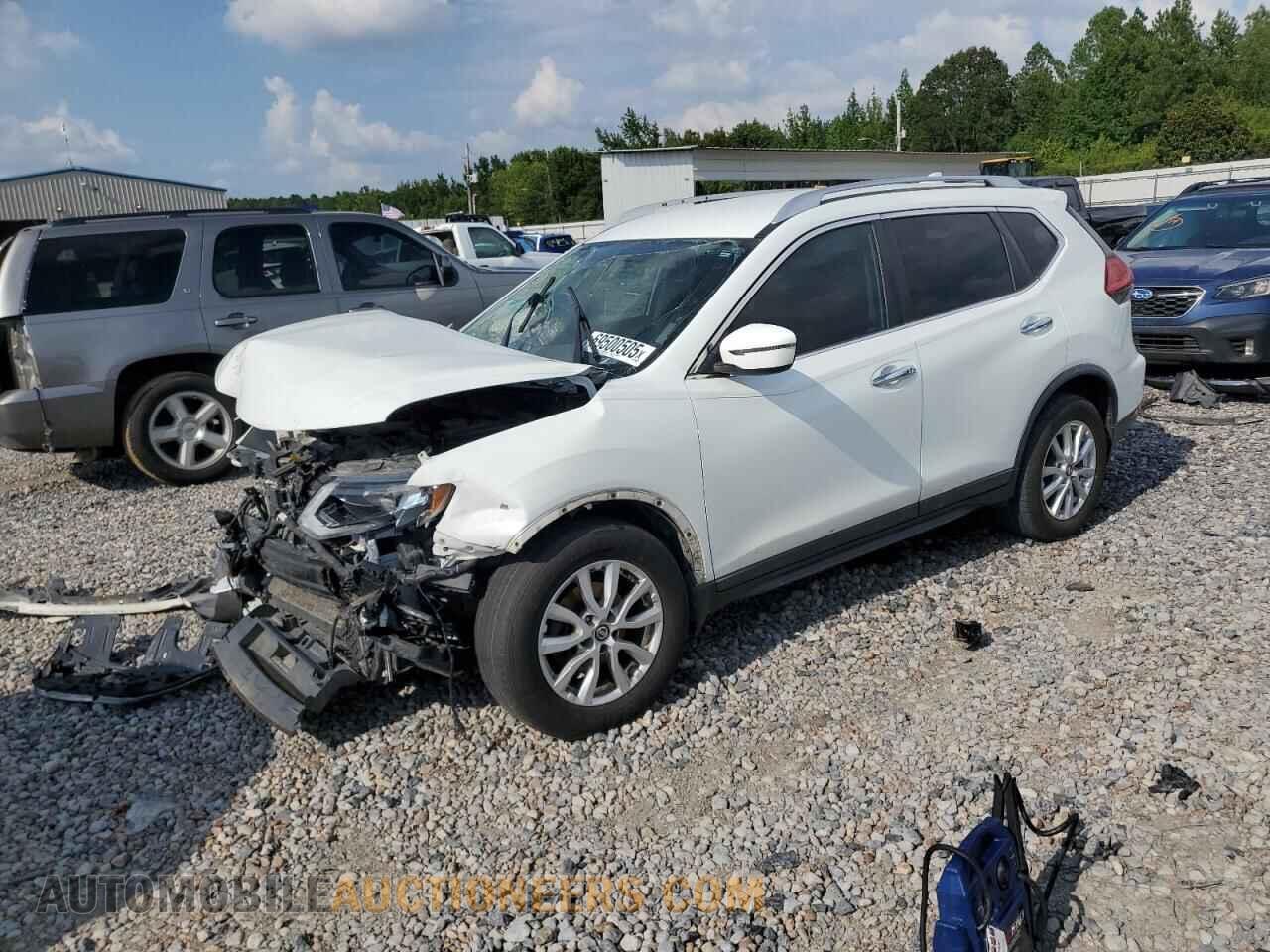 KNMAT2MT0HP602749 NISSAN ROGUE 2017