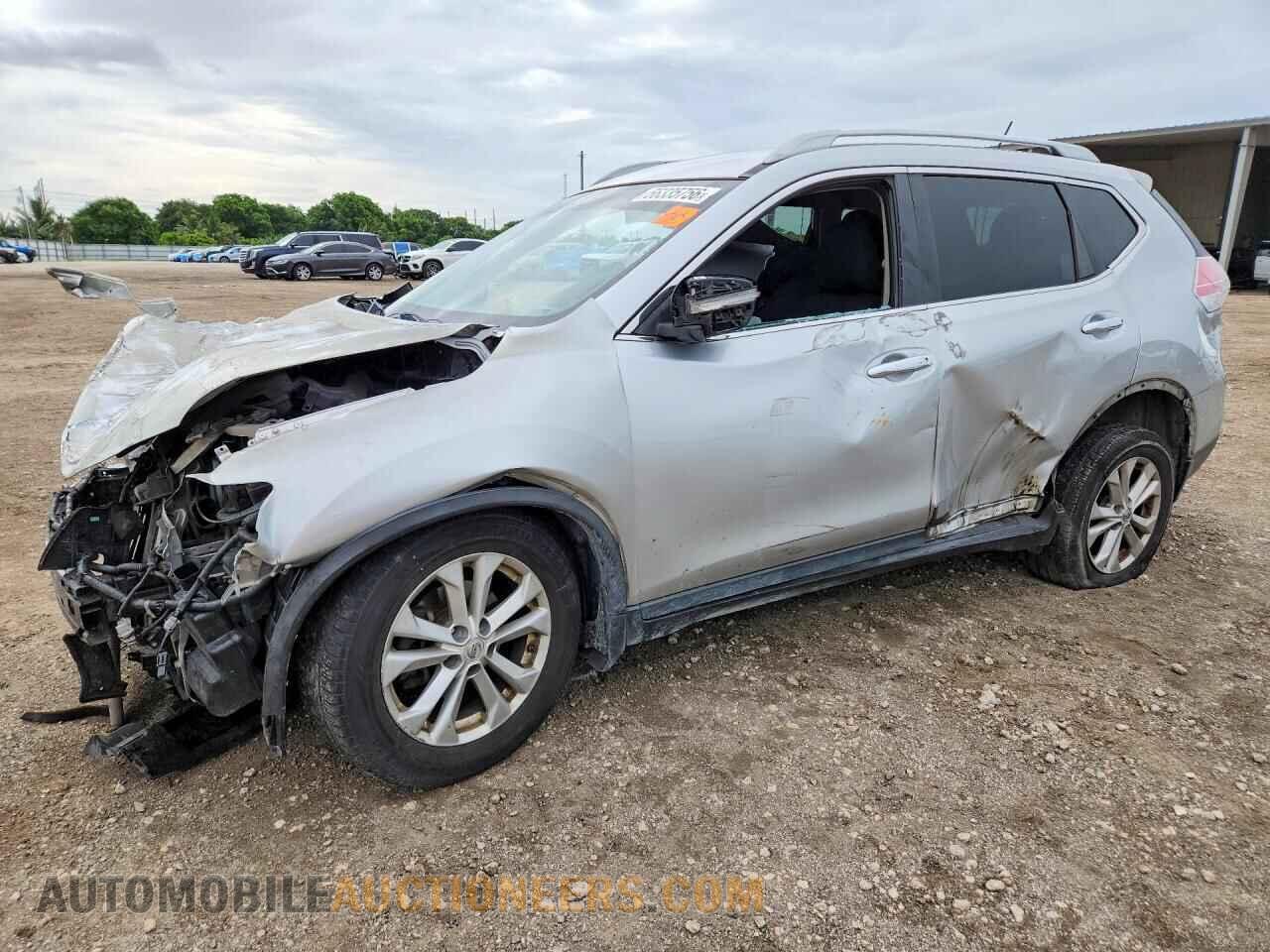 KNMAT2MT1FP527802 NISSAN ROGUE 2015