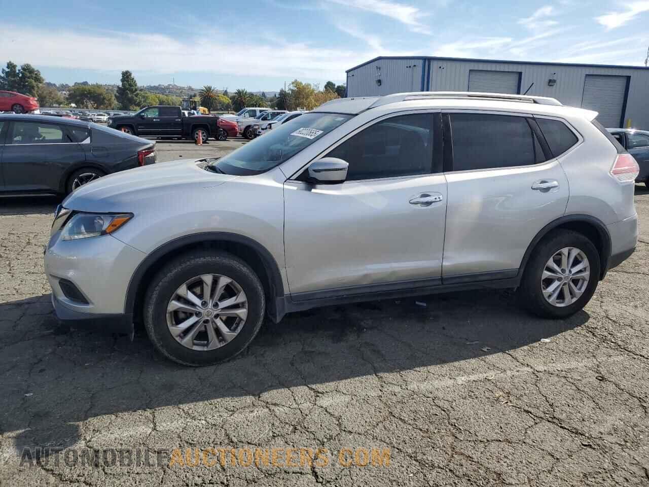 KNMAT2MT2GP727069 NISSAN ROGUE 2016
