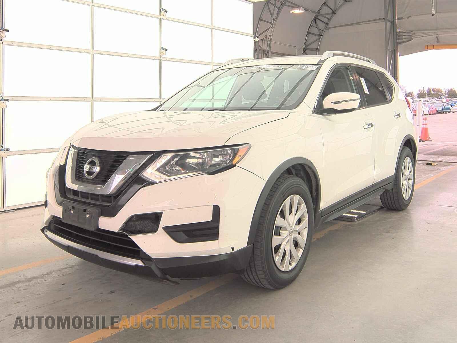 KNMAT2MT2HP522045 Nissan Rogue 2017