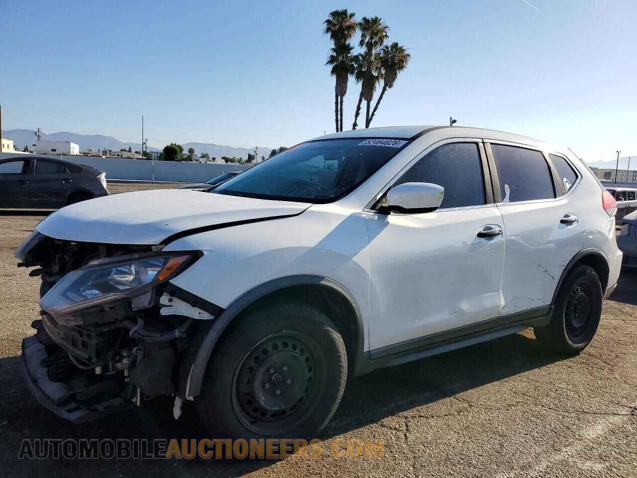 KNMAT2MT2HP547396 NISSAN ROGUE 2017