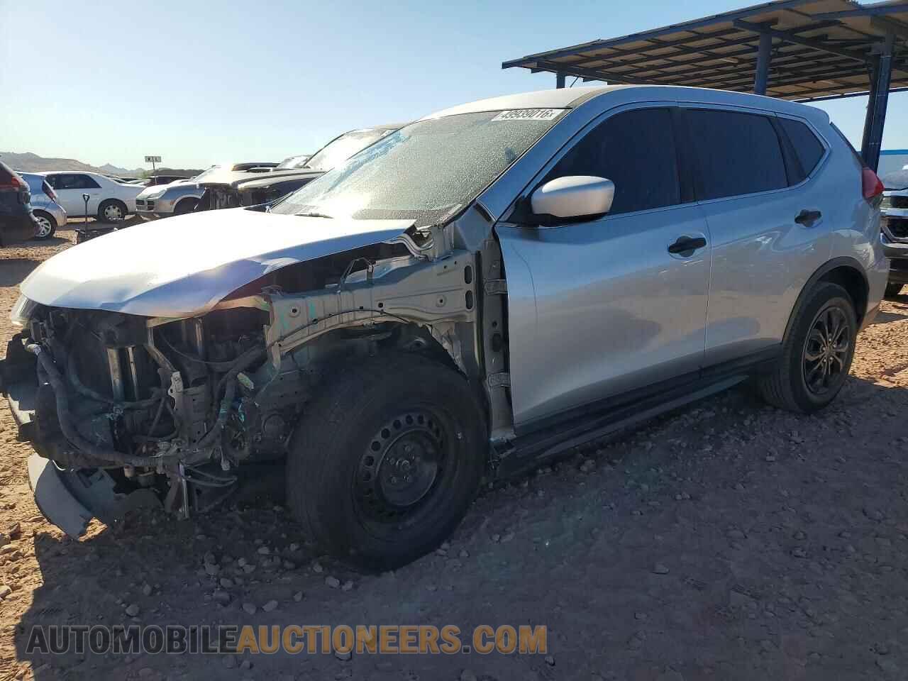 KNMAT2MT2HP584545 NISSAN ROGUE 2017