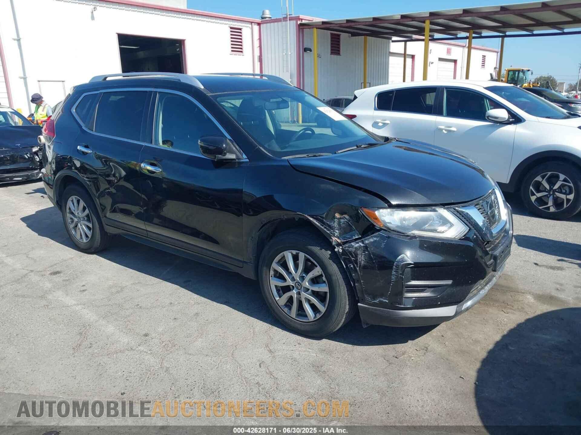 KNMAT2MT2HP586540 NISSAN ROGUE 2017