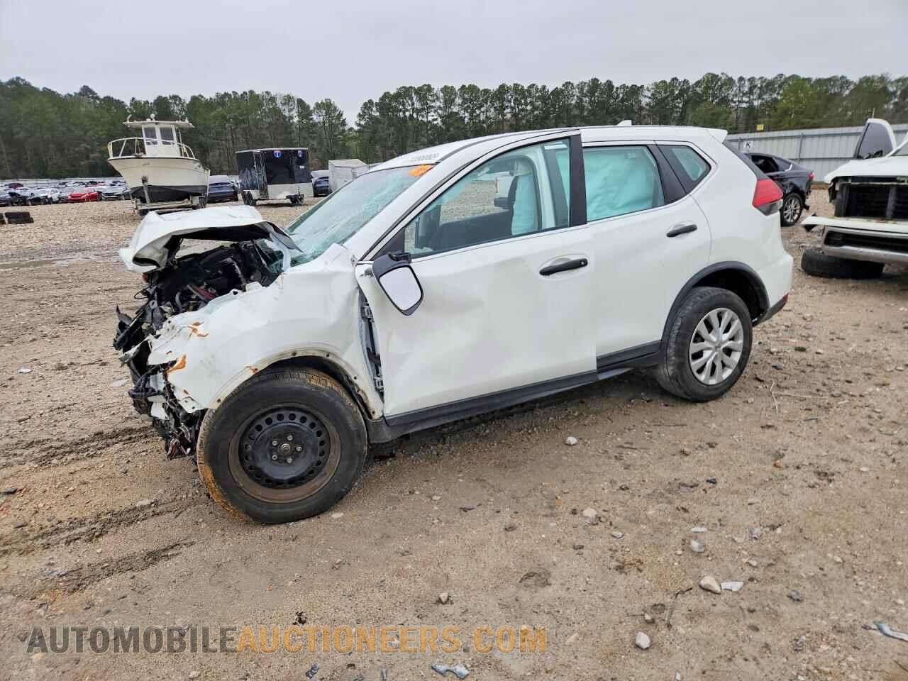 KNMAT2MT2HP600162 NISSAN ROGUE 2017