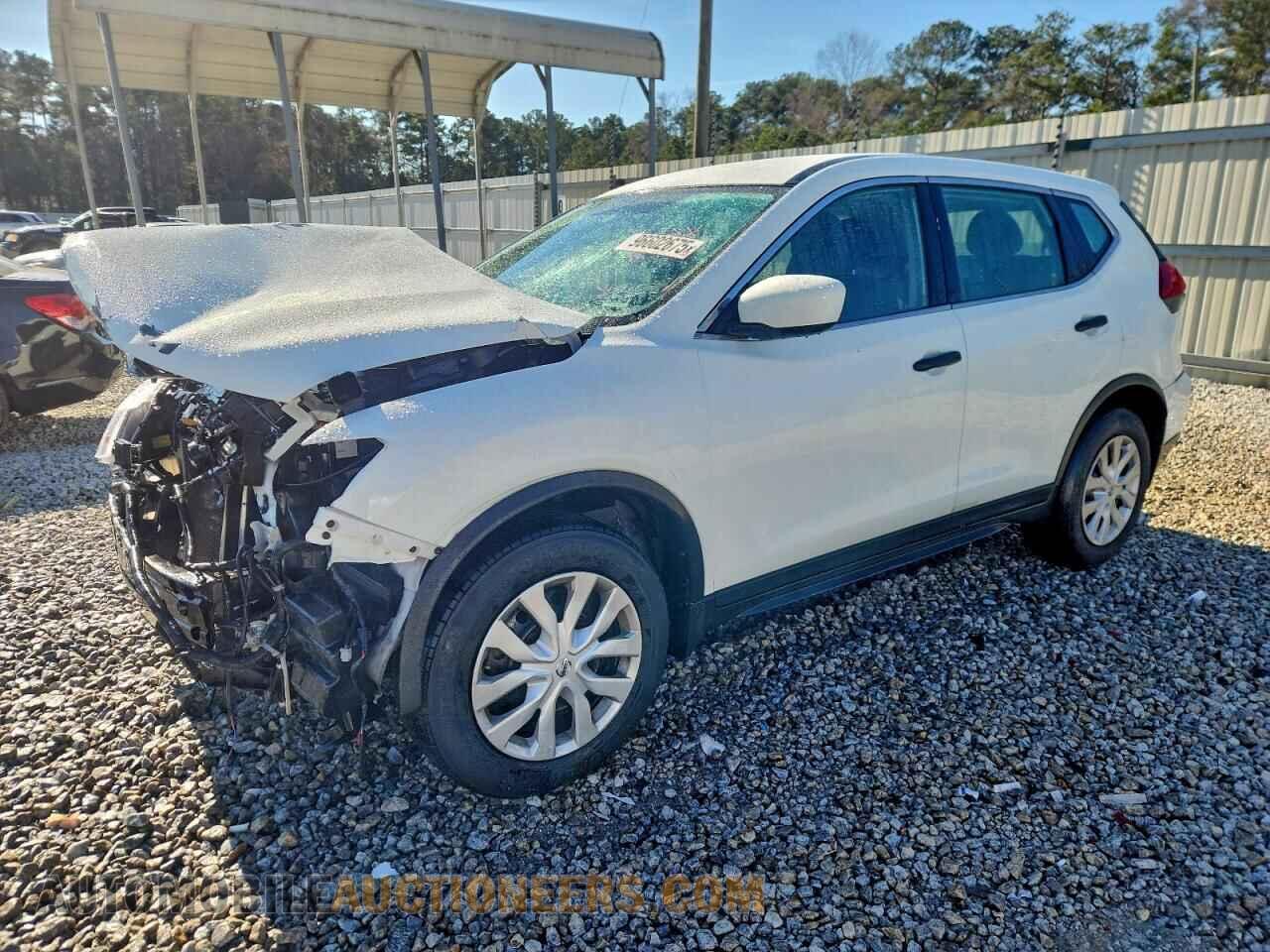 KNMAT2MT2JP609014 NISSAN ROGUE 2018