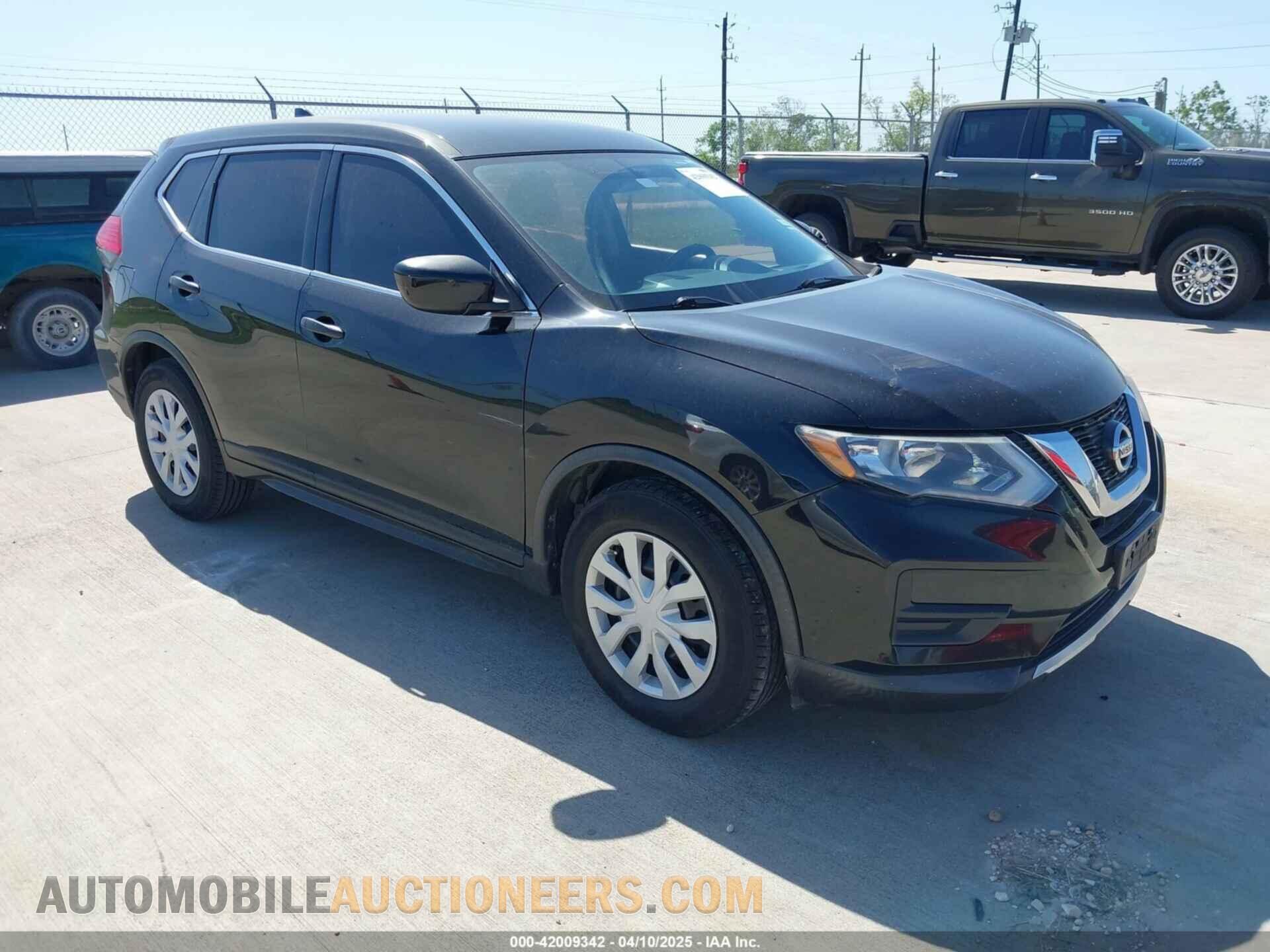 KNMAT2MT3HP528985 NISSAN ROGUE 2017