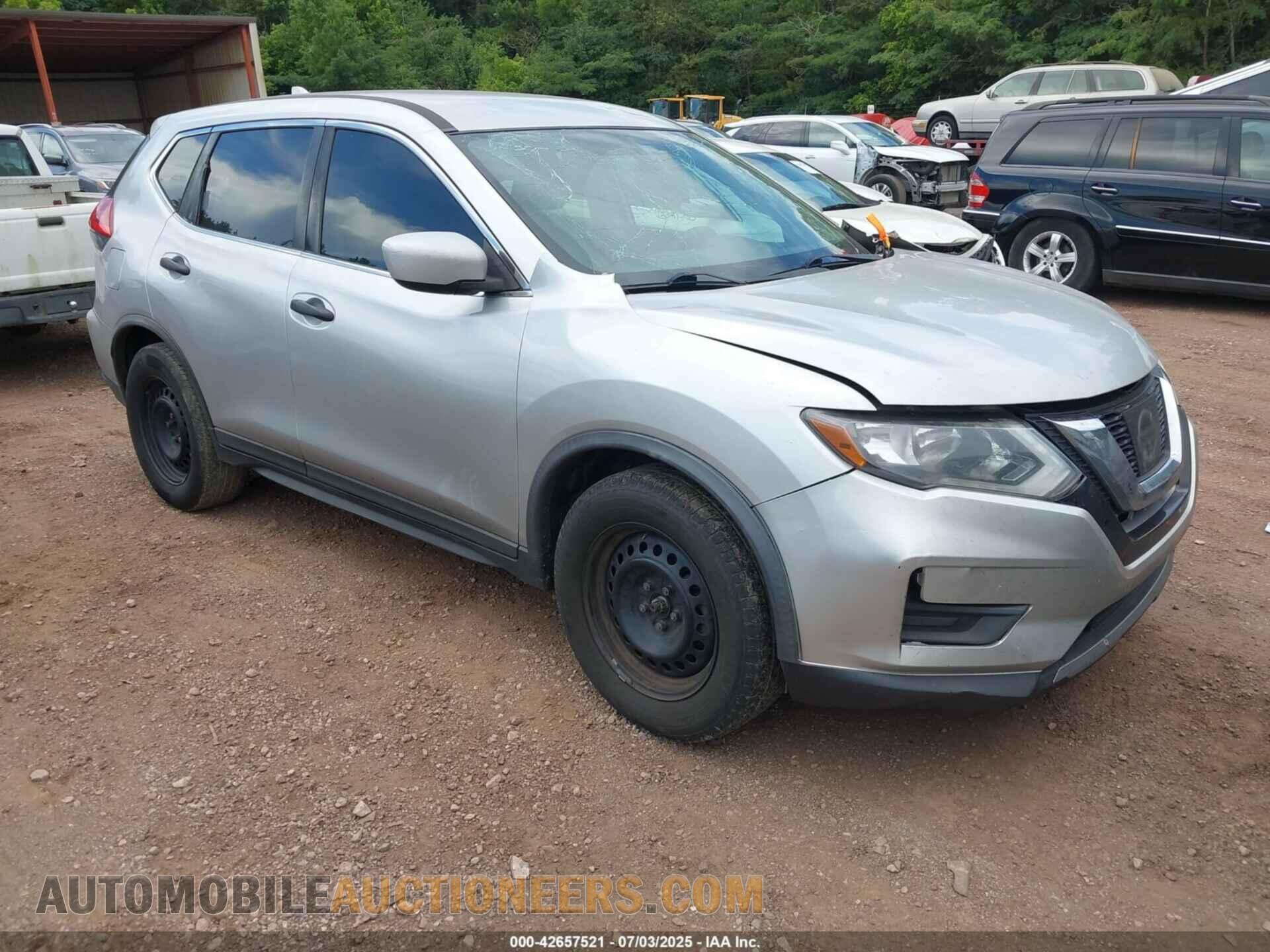 KNMAT2MT3HP586384 NISSAN ROGUE 2017