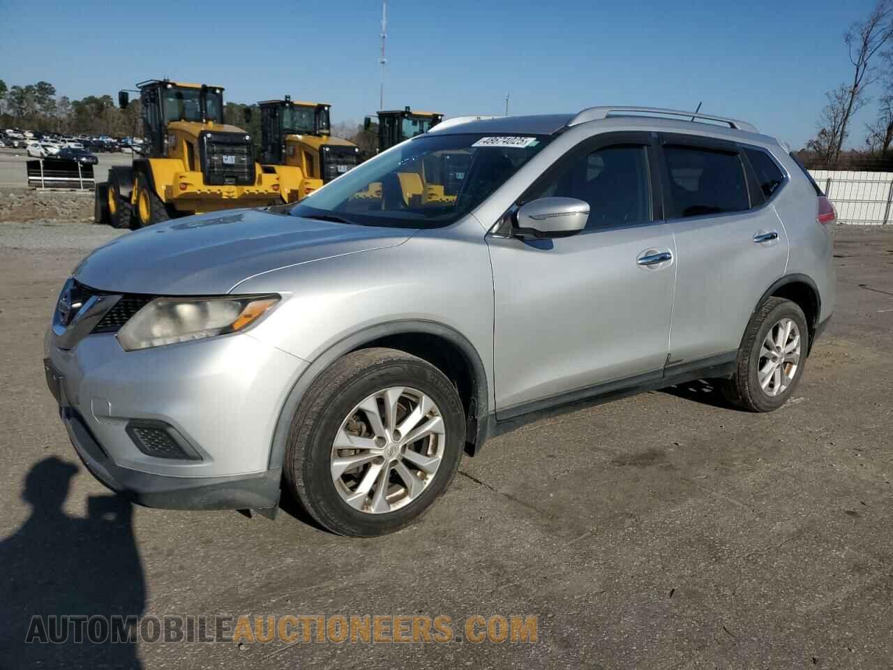 KNMAT2MT4FP557800 NISSAN ROGUE 2015