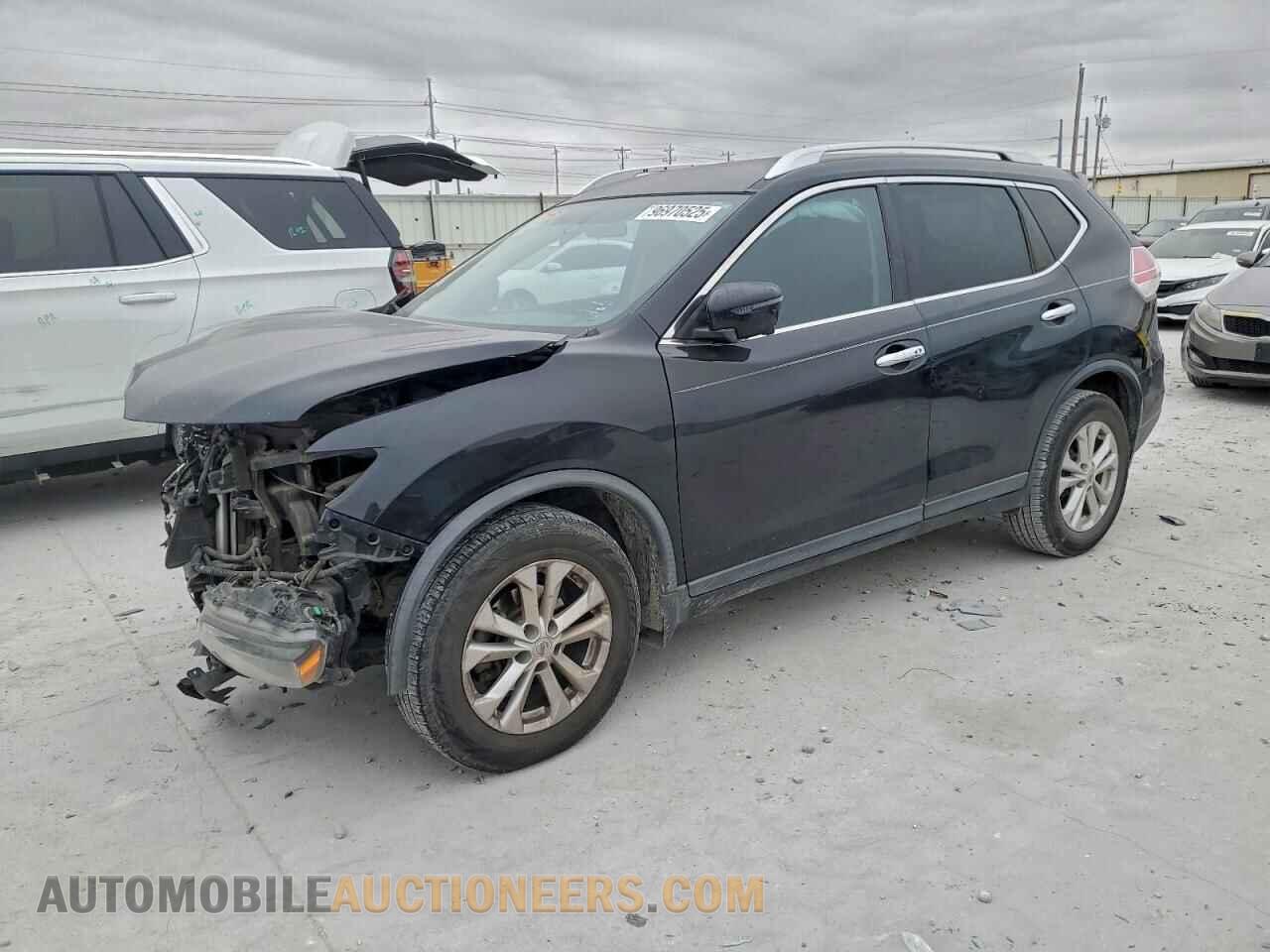 KNMAT2MT4GP720706 NISSAN ROGUE 2016