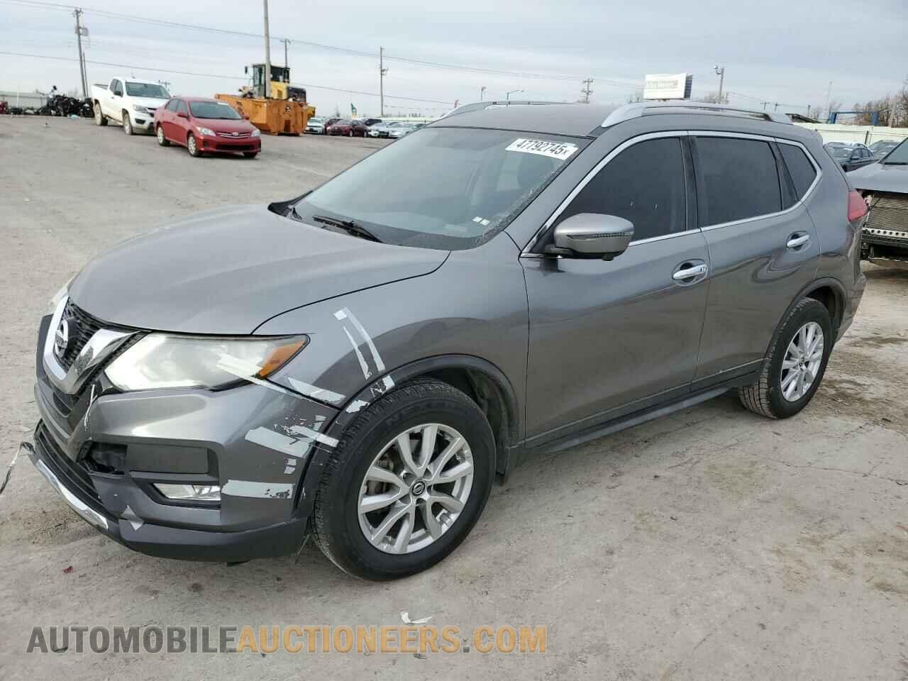KNMAT2MT4HP564457 NISSAN ROGUE 2017