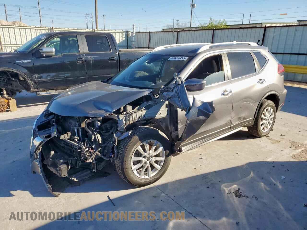 KNMAT2MT4KP506596 NISSAN ROGUE 2019