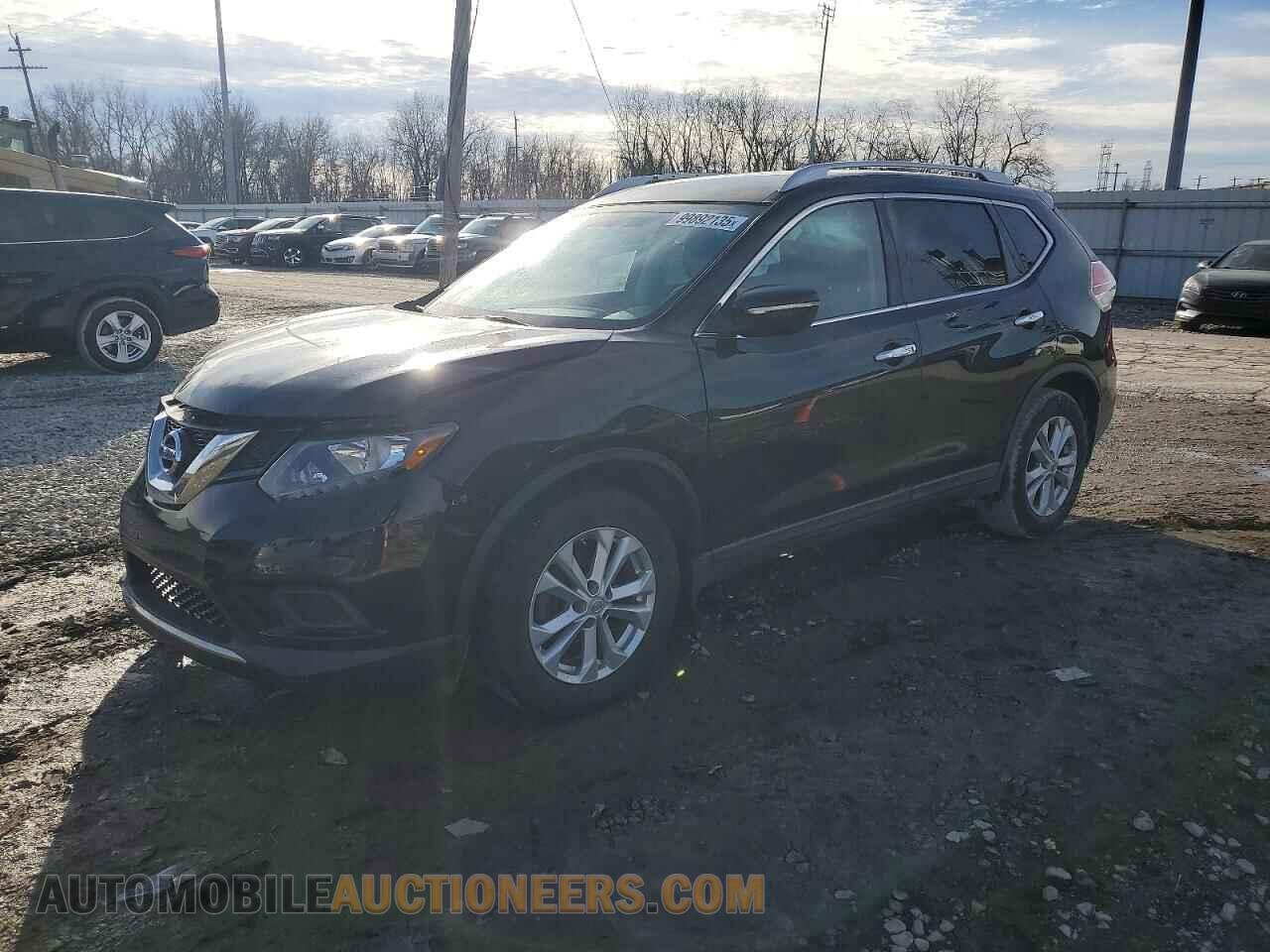 KNMAT2MT5FP516933 NISSAN ROGUE 2015