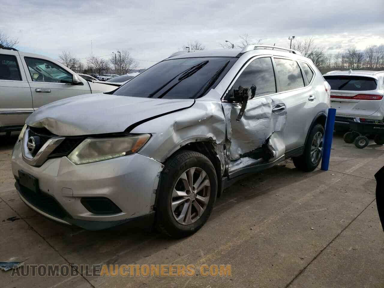 KNMAT2MT5FP551097 NISSAN ROGUE 2015