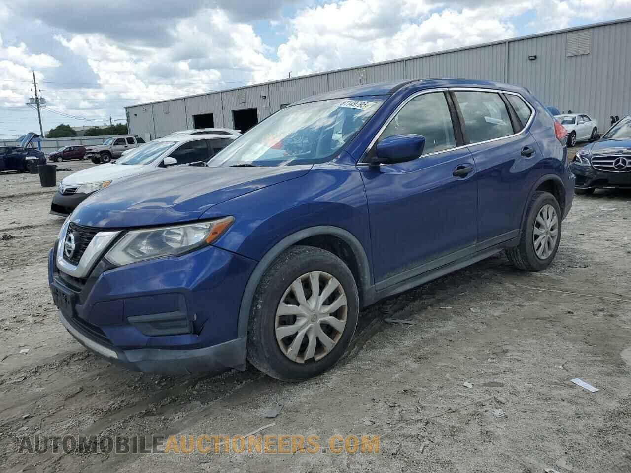 KNMAT2MT5HP508012 NISSAN ROGUE 2017