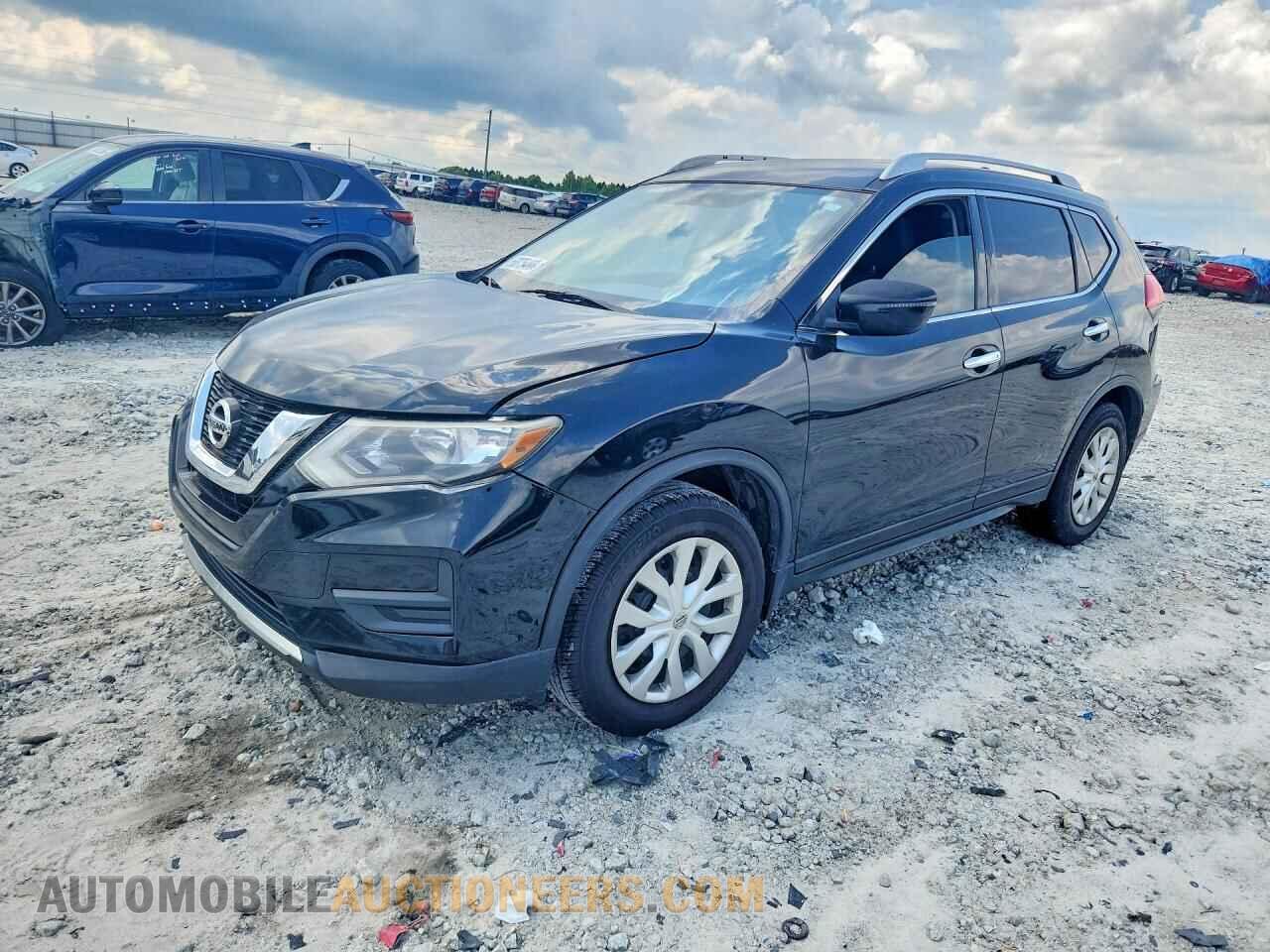 KNMAT2MT5HP523075 NISSAN ROGUE 2017