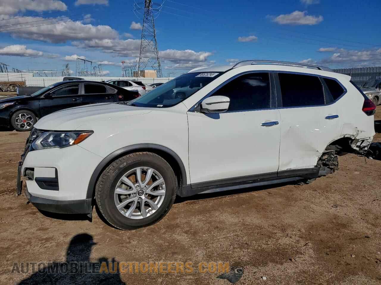 KNMAT2MT5HP587178 NISSAN ROGUE 2017